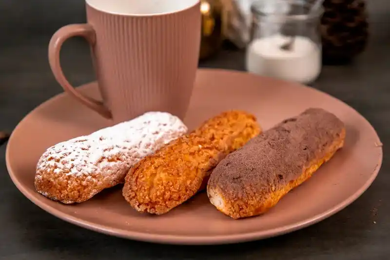 Эклеры сливочные (10шт)