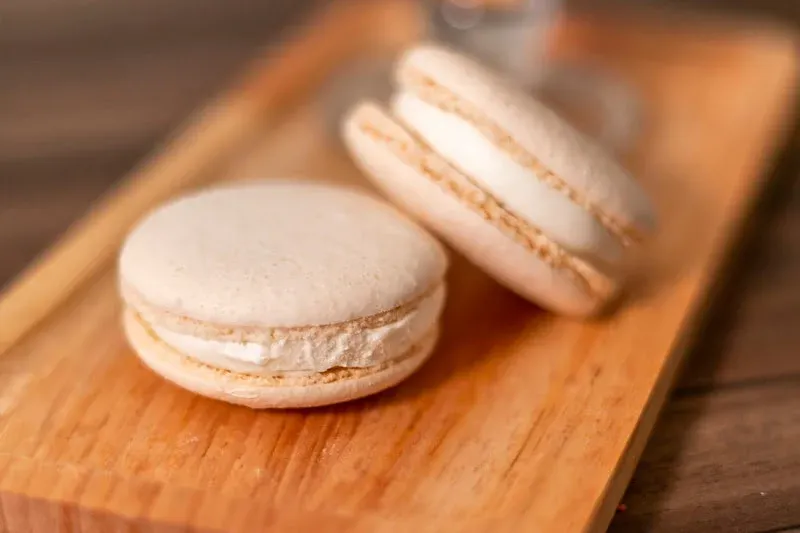 Макаруны Сливочные (10шт)