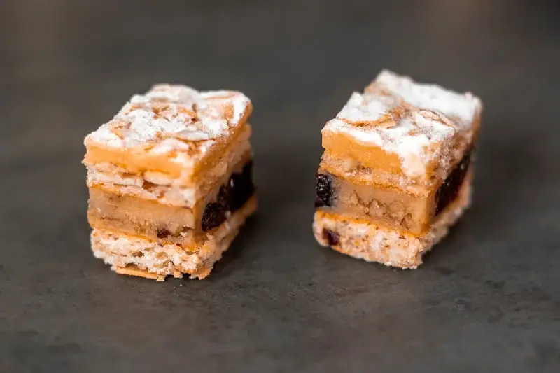 Мини пирожные Миндальные (15шт)