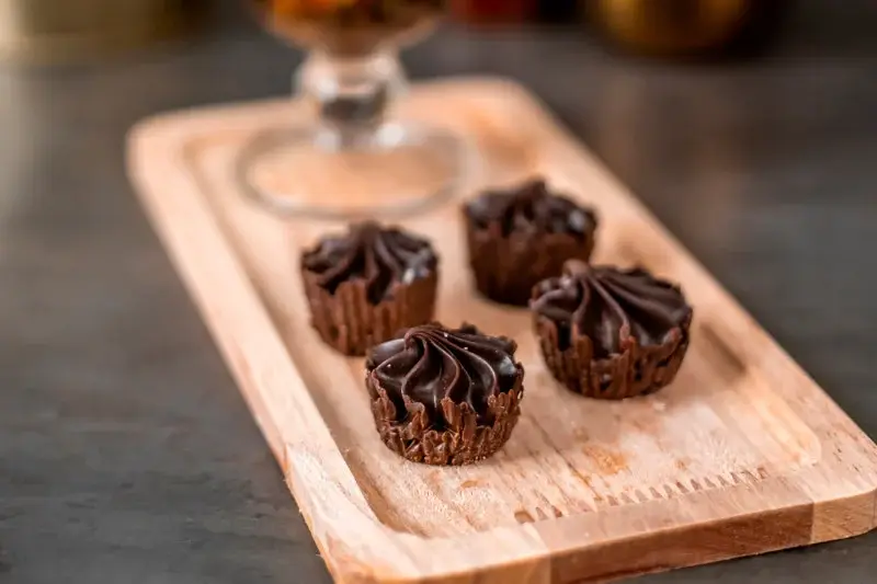 Мини пирожные Тёмный трюфель (15шт)