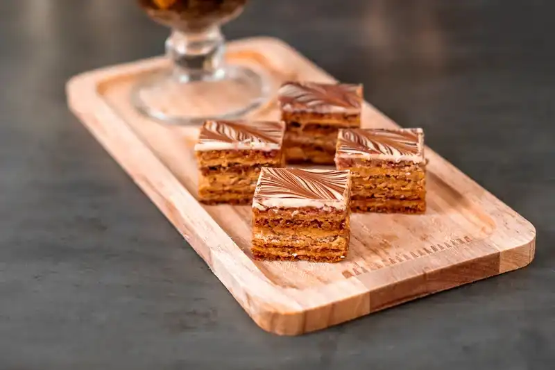 Мини пирожные Эстерхази (15шт)