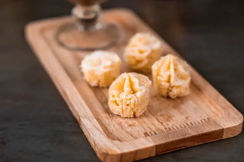 Мини пирожные Белый трюфель (15шт)