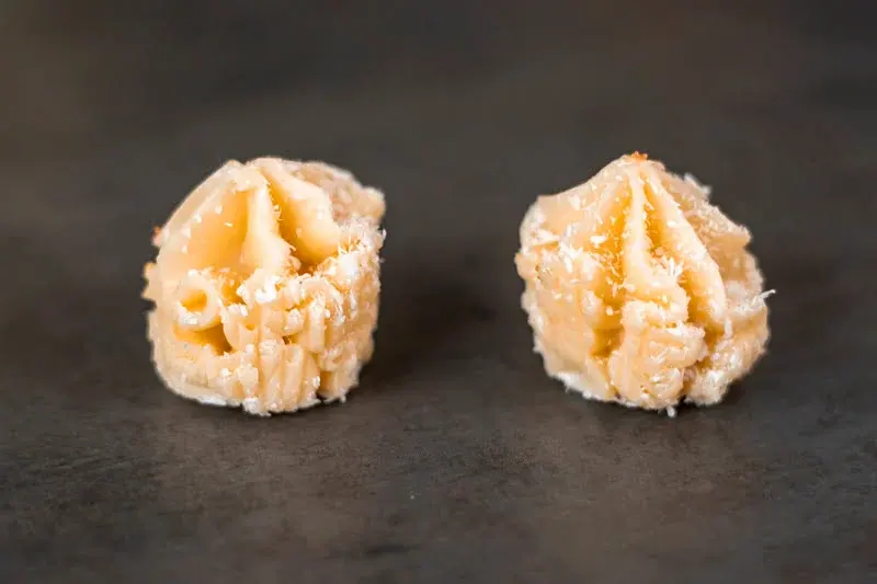 Мини пирожные Белый трюфель (15шт)